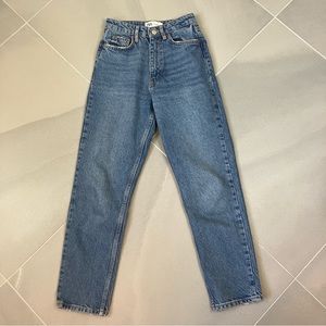 Zara The 90’s Mom Fit High Rise Straight Tapered Denim Blue Jeans Women's Size 0